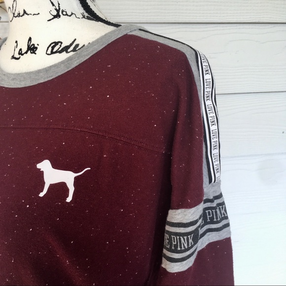 🔴 4 for $25 PINK Victoria’s Secret Raglan Tee - Picture 3 of 5